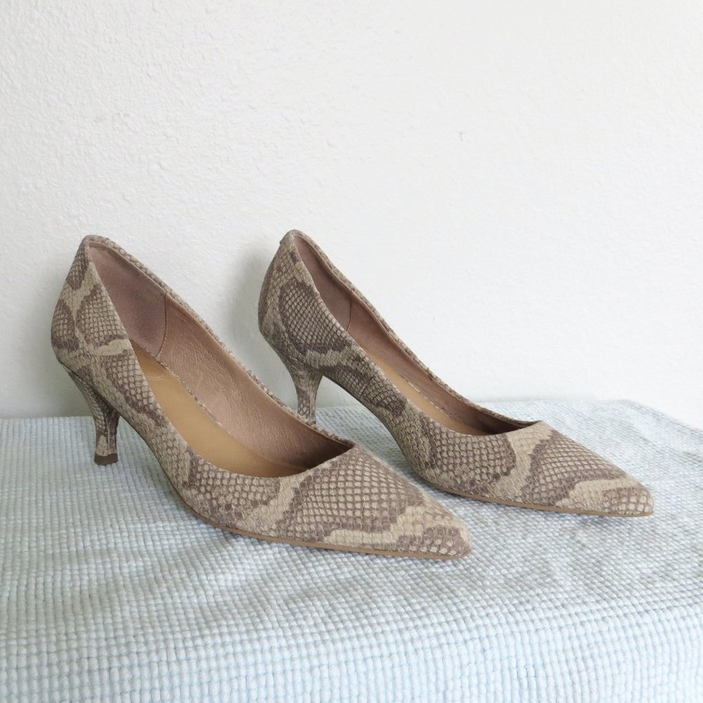 Corso Como heels size 7.5 EUC leather reptile snake skin print